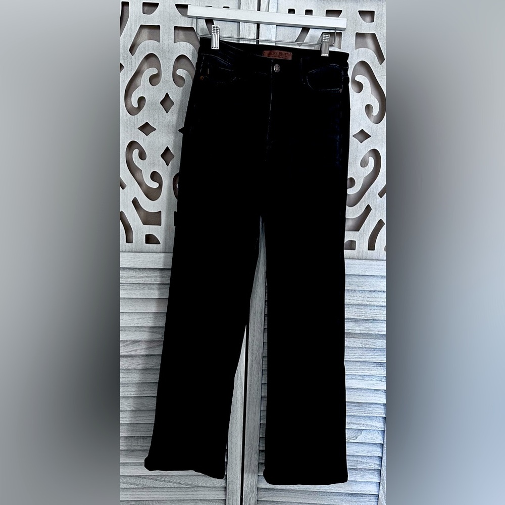 Judy Blue - Morgantown High Rise Straight Size 5/27